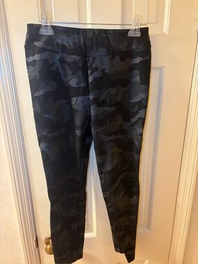 ♠️Insight Black & Charcoal Camo Leggings🩶
